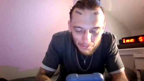 cruz815 online show from April 2026 11:24:02 PM