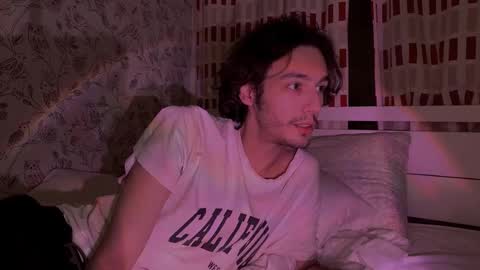 crybae0 online show from March 2026 05:53:01 PM