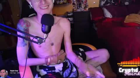 Snapshot of cryptidtwink chatting on March 2026 06:24:02 AM CryptidTwink online show from March 2026 06:24:02 AM