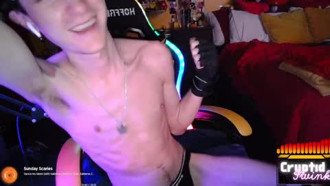 Snapshot of cryptidtwink chatting on April 2026 06:14:01 AM CryptidTwink online show from April 2026 06:14:01 AM