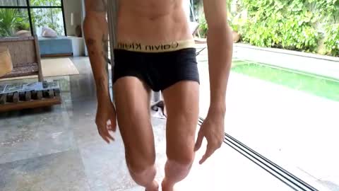 Lin inst lingoodyy online show from February 2025 02:44:02 AM