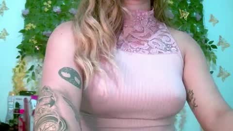 crysrus online show from April 2026 02:49:01 AM