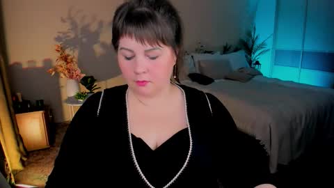 Anna online show from December 2025 08:36:02 PM