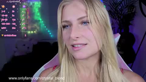 Crystal online show from October 2025 10:07:01 PM