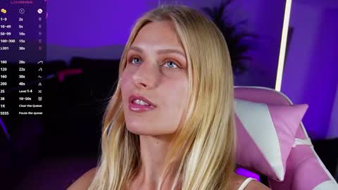 Crystal online show from April 2026 07:59:01 PM