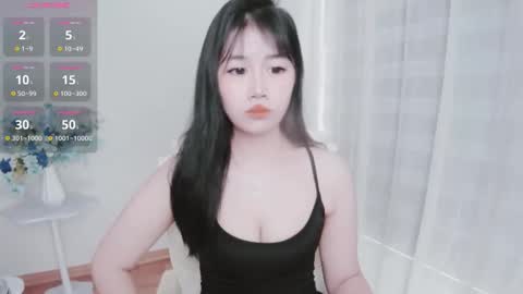 crystal_lea online show from October 2025 01:36:02 AM