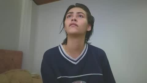 Crystal Blaze online show from October 2025 12:03:01 PM