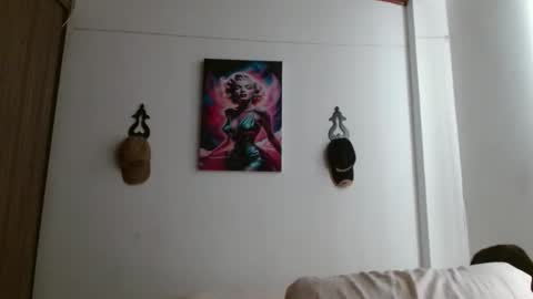 Crystal Blaze online show from April 2026 06:10:01 PM