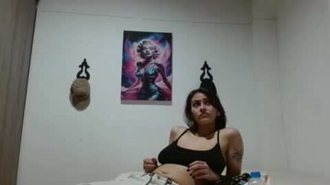 Crystal Blaze online show from April 2026 02:51:02 AM