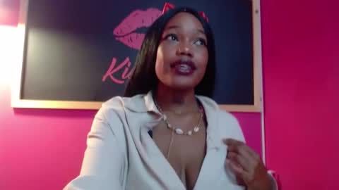 Crystal online show from February 2025 03:46:02 AM