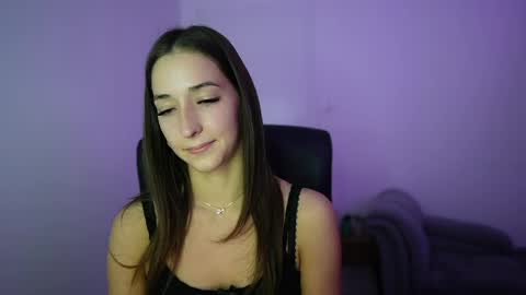 Snapshot of crystalbrunette18 chatting on May 2026 06:14:02 PM Crystalbrunette18 online show from May 2026 06:14:02 PM