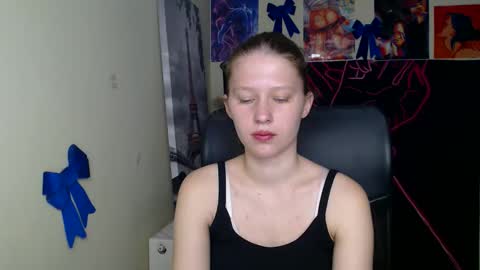 Stella online show from April 2026 12:01:01 PM