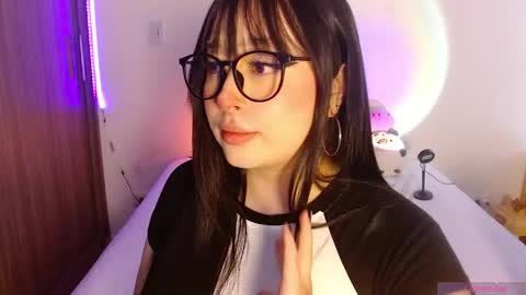 Olivia  online show from May 2026 01:29:02 PM