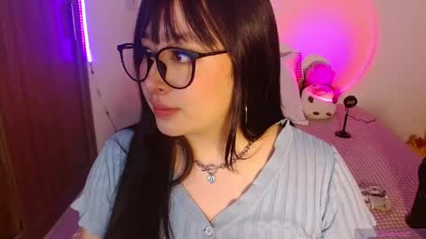 Olivia  online show from May 2026 02:17:01 AM