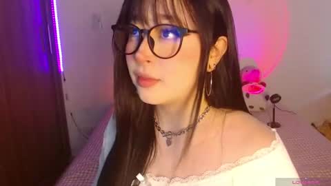 Olivia  online show from June 2026 01:04:02 PM