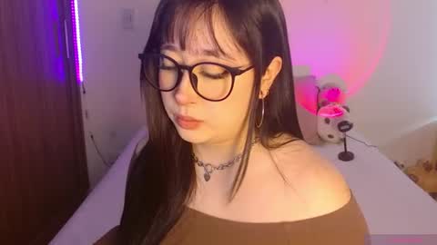Olivia  online show from July 2026 01:26:01 PM