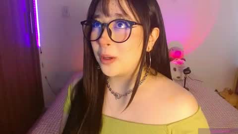 Olivia  online show from July 2026 01:37:02 PM