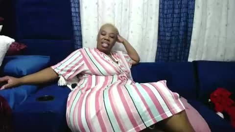 Snapshot of crystaljes chatting on February 2025 10:32:02 PM crystaljes online show from February 2025 10:32:02 PM