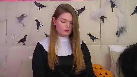 Crystal online show from October 2025 08:15:02 AM