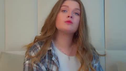 Crystal online show from May 2026 05:08:02 PM