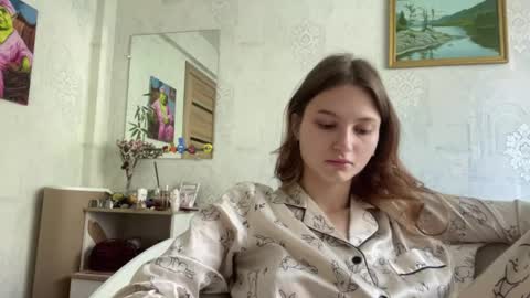 Snapshot of crystalstipp chatting on June 2026 03:33:01 AM crystalstipp online show from June 2026 03:33:01 AM