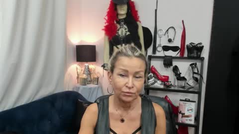 CrystalHotty online show from September 2025 06:07:02 AM