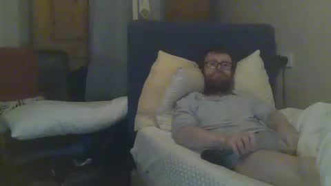 Snapshot of cs014g8493 chatting on December 2024 01:58:02 AM chris online show from December 2024 01:58:02 AM