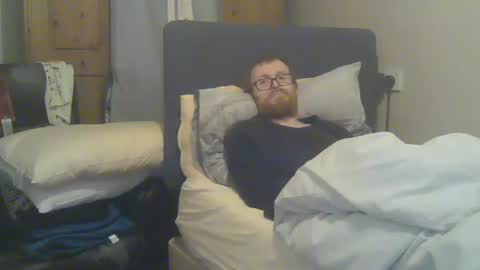 Snapshot of cs014g8493 chatting on November 2025 12:22:01 AM chris online show from November 2025 12:22:01 AM