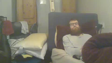 Snapshot of cs014g8493 chatting on April 2026 12:34:01 AM chris online show from April 2026 12:34:01 AM