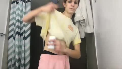 cuddleavenue online show from September 2025 01:20:01 AM