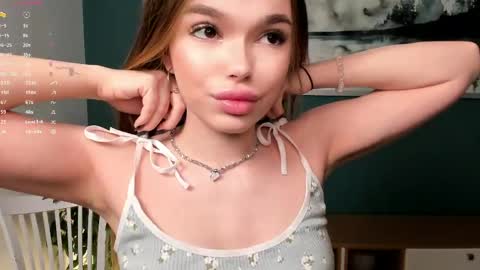 Snapshot of cuddles_jane chatting on May 2026 09:36:01 AM Silvia online show from May 2026 09:36:01 AM