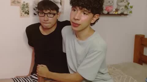 cuddly_and_jinx online show from March 2026 06:37:01 PM