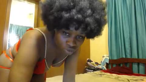 Snapshot of cum_bhaddie chatting on October 2025 04:16:01 PM Cammy online show from October 2025 04:16:01 PM