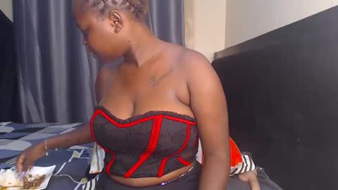 Snapshot of cum_central chatting on February 2025 06:33:01 PM cum_central online show from February 2025 06:33:01 PM