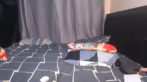 Snapshot of cum_central chatting on February 2025 05:18:02 PM cum_central online show from February 2025 05:18:02 PM