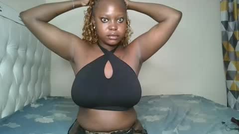 Snapshot of cum_central chatting on March 2025 11:03:02 PM cum_central online show from March 2025 11:03:02 PM