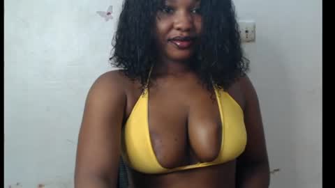 Snapshot of cum_ebony_xxxpetit chatting on July 2026 12:13:01 AM Teeha online show from July 2026 12:13:01 AM