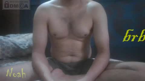Snapshot of cum_l chatting on April 2026 02:14:02 AM Noha online show from April 2026 02:14:02 AM