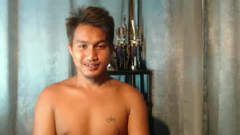 Snapshot of cum_overload chatting on April 2026 04:37:02 AM cum_overload online show from April 2026 04:37:02 AM