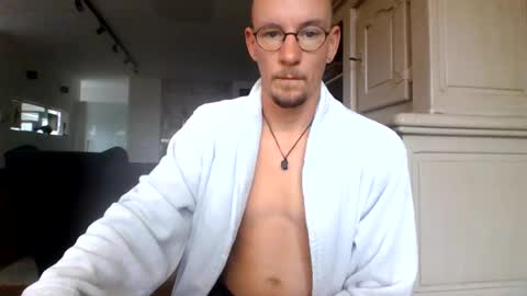 Snapshot of cum_swallow_bi chatting on July 2026 08:06:01 AM cum_swallow_bi online show from July 2026 08:06:01 AM