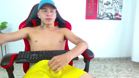 cumandres online show from January 2026 03:17:01 PM