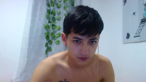 Snapshot of cumb0y_squirtgirl chatting on September 2025 09:45:02 AM Pablo and emma online show from September 2025 09:45:02 AM