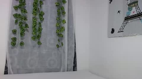 Snapshot of cumb0y_squirtgirl chatting on September 2025 10:31:02 AM Pablo and emma online show from September 2025 10:31:02 AM