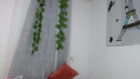 Snapshot of cumb0y_squirtgirl chatting on October 2025 10:16:02 AM Pablo and emma online show from October 2025 10:16:02 AM