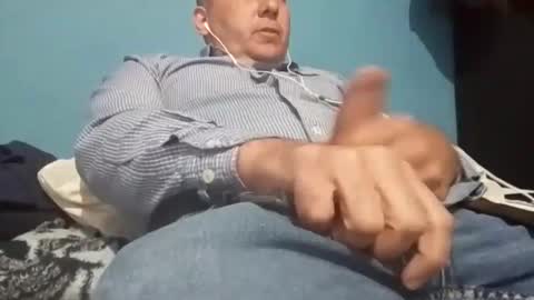 Snapshot of cumbian_chero chatting on March 2025 09:26:02 PM cumbian_chero online show from March 2025 09:26:02 PM