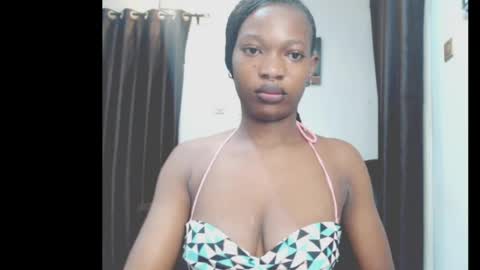 cumebony_petit online show from April 2026 07:03:02 AM
