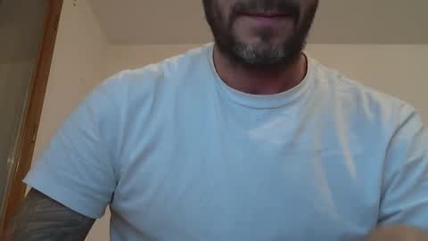 Snapshot of cummincock04 chatting on October 2025 02:04:01 PM cummincock04 online show from October 2025 02:04:01 PM