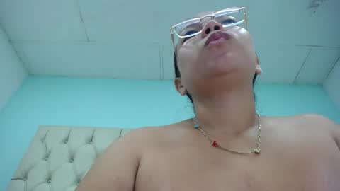 Snapshot of cumontitsxxx chatting on April 2026 11:41:02 AM Cumontitsxxx online show from April 2026 11:41:02 AM