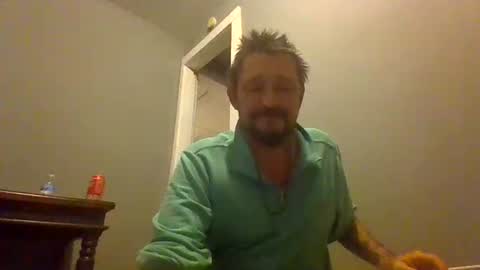 Snapshot of cuntreeboy68 chatting on December 2024 06:26:02 AM Bash online show from December 2024 06:26:02 AM