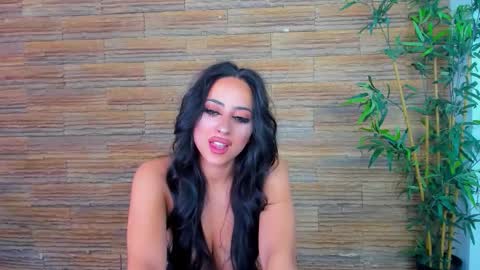 cupcake_izzy online show from October 2025 05:33:02 AM